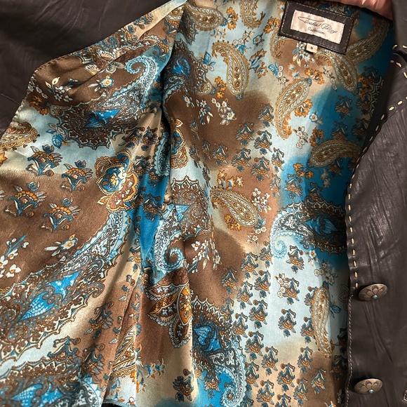 Tasha Polizzi Black Leather Jacket – Turquoise Concho Buttons, Paisley Lining -S - Picture 5 of 9